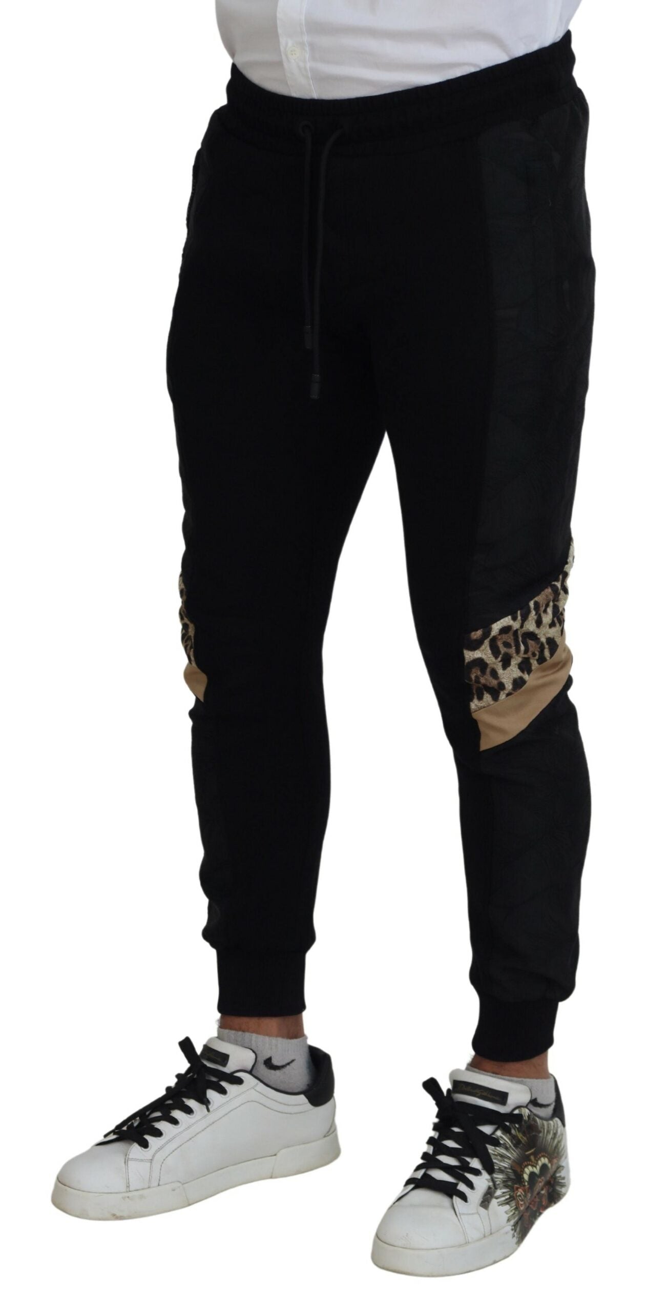 Elegant Black Jogger Pants for the Modern Man